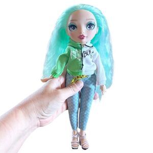 Rainbow High Daphne Minton Articulated Fashion Doll Series 3 Light Mint Green